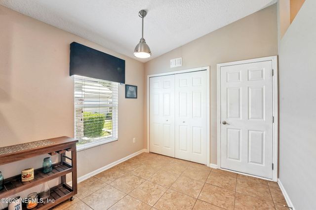 96398 COMMODORE POINT Drive, Yulee, FL 32097