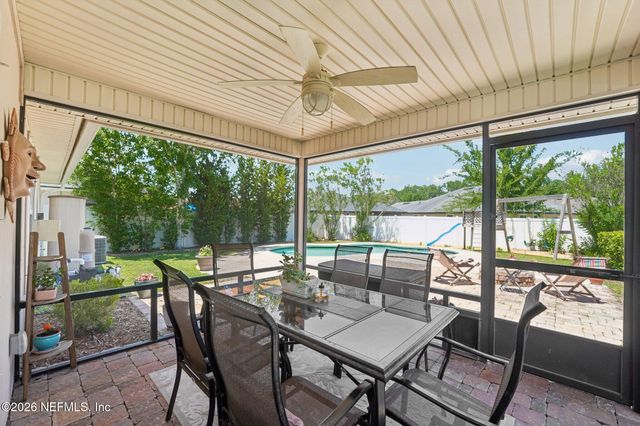 96398 COMMODORE POINT Drive, Yulee, FL 32097