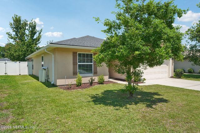96398 COMMODORE POINT Drive, Yulee, FL 32097