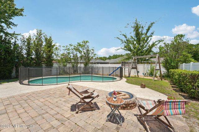 96398 COMMODORE POINT Drive, Yulee, FL 32097
