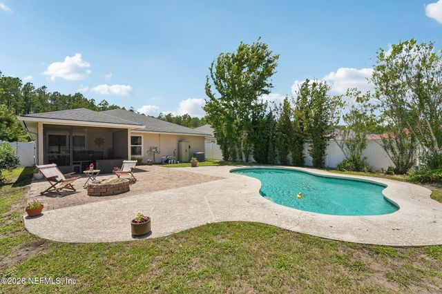 96398 COMMODORE POINT Drive, Yulee, FL 32097