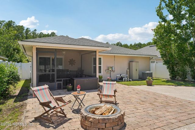 96398 COMMODORE POINT Drive, Yulee, FL 32097