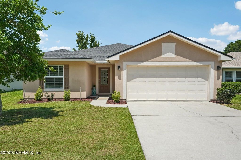 96398 COMMODORE POINT Drive, Yulee, FL 32097