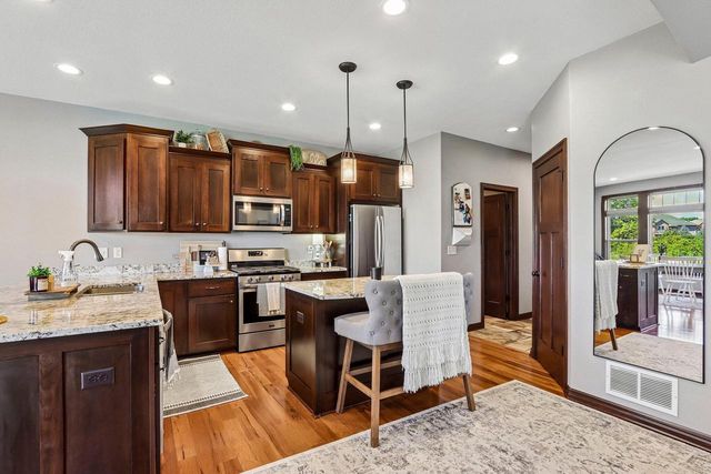 517 Spur ROAD, Slinger, WI 53086