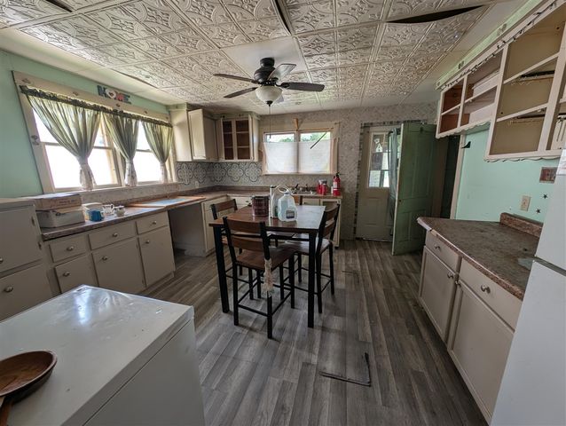 134 S Mansfield Street, Ironwood, MI 49938