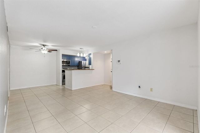 5112 CONROY ROAD 311, Orlando, FL 32811