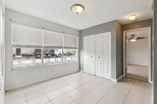 5112 CONROY ROAD 311, Orlando, FL 32811