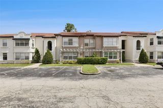 5112 CONROY ROAD 311, Orlando, FL 32811