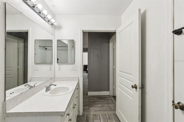 17104 CARRINGTON PARK DRIVE 514, Tampa, FL 33647