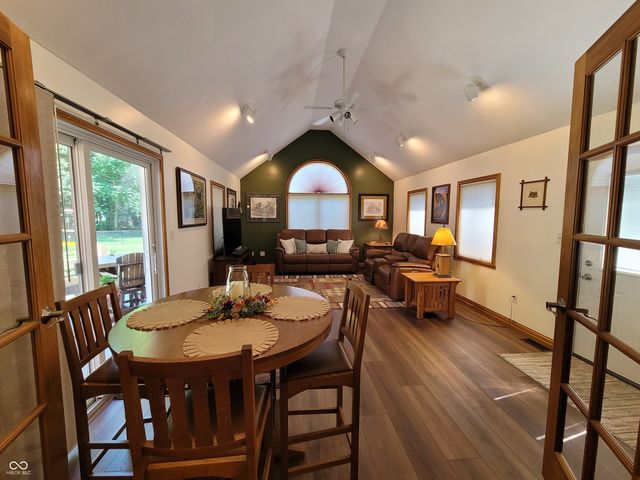 239 W Lawton Circle, Rushville, IN 46173