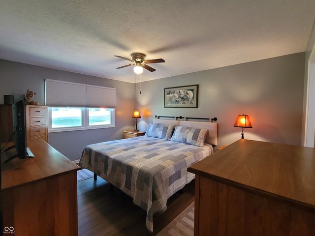 239 W Lawton Circle, Rushville, IN 46173