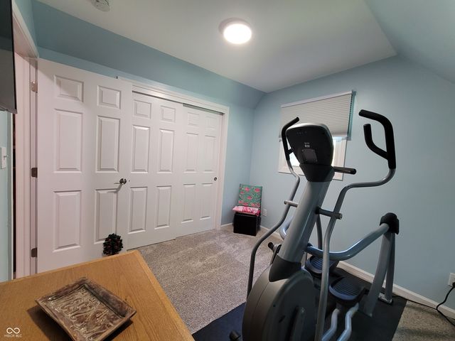 239 W Lawton Circle, Rushville, IN 46173