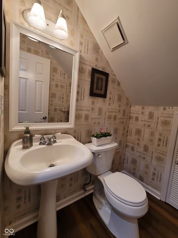 239 W Lawton Circle, Rushville, IN 46173