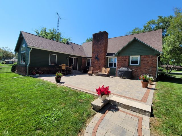 239 W Lawton Circle, Rushville, IN 46173