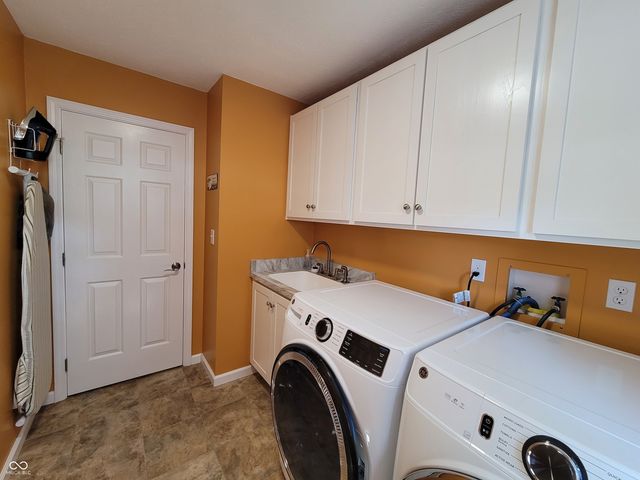 239 W Lawton Circle, Rushville, IN 46173