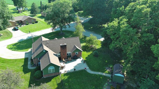 239 W Lawton Circle, Rushville, IN 46173