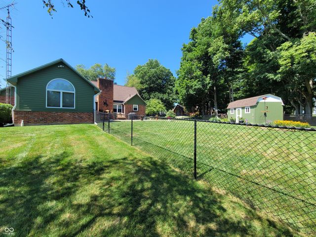 239 W Lawton Circle, Rushville, IN 46173