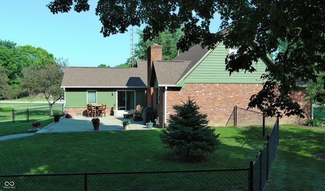 239 W Lawton Circle, Rushville, IN 46173