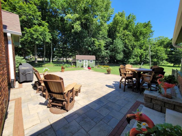 239 W Lawton Circle, Rushville, IN 46173