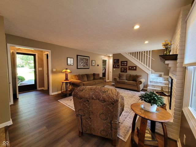 239 W Lawton Circle, Rushville, IN 46173