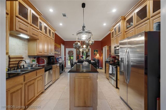 3613 E Fairhaven Cove Cove, Greenwood, AR 72936