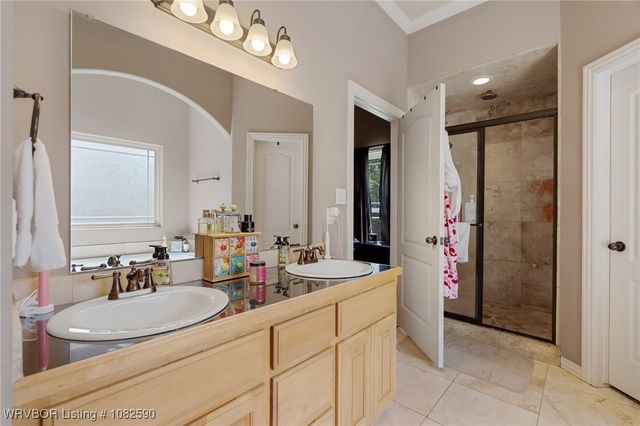 3613 E Fairhaven Cove Cove, Greenwood, AR 72936