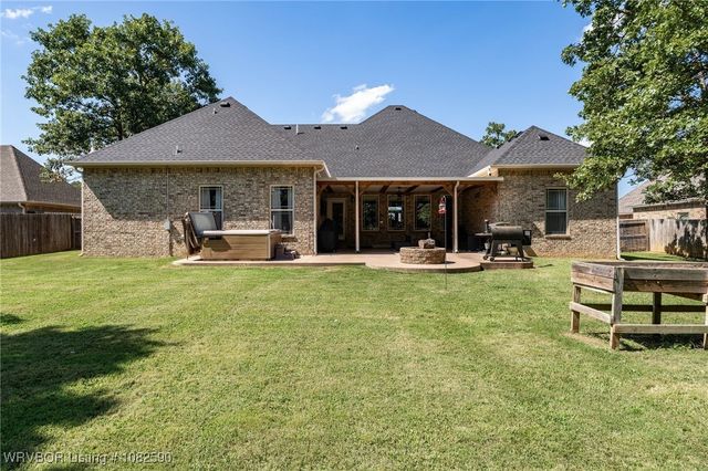 3613 E Fairhaven Cove Cove, Greenwood, AR 72936