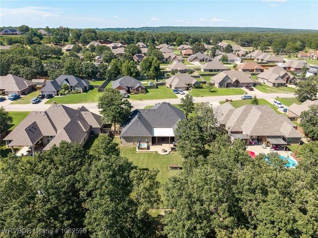 3613 E Fairhaven Cove Cove, Greenwood, AR 72936