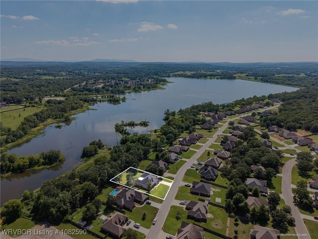 3613 E Fairhaven Cove Cove, Greenwood, AR 72936