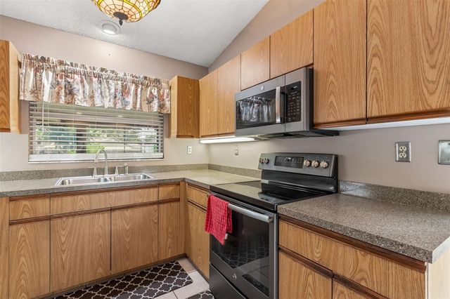4608 STURBRIDGE COURT, Orlando, FL 32812
