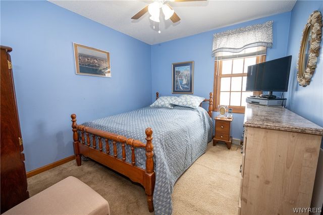 43 Larkspur Lane, Amherst, NY 14228