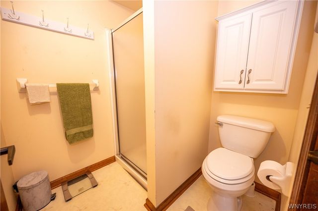 43 Larkspur Lane, Amherst, NY 14228