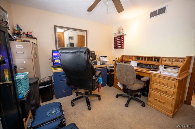 43 Larkspur Lane, Amherst, NY 14228