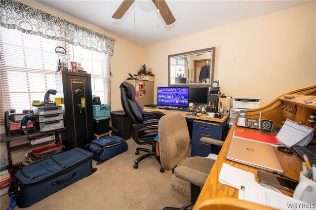 43 Larkspur Lane, Amherst, NY 14228