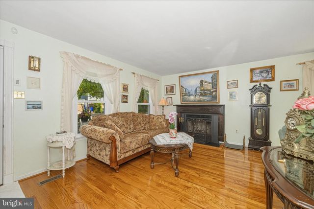 6594 HEMLOCK POINT RD, New Market, MD 21774