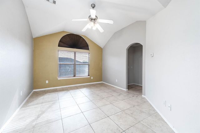 1017 Hamilton Street, Alvin, TX 77511