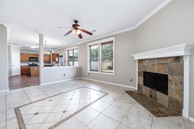 1017 Hamilton Street, Alvin, TX 77511