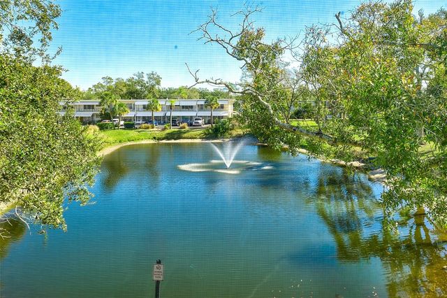 5664 40TH TERRACE N 433, Kenneth City, FL 33709