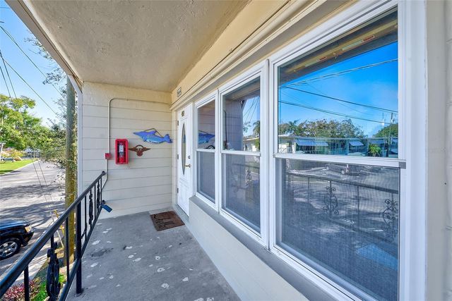 5664 40TH TERRACE N 433, Kenneth City, FL 33709