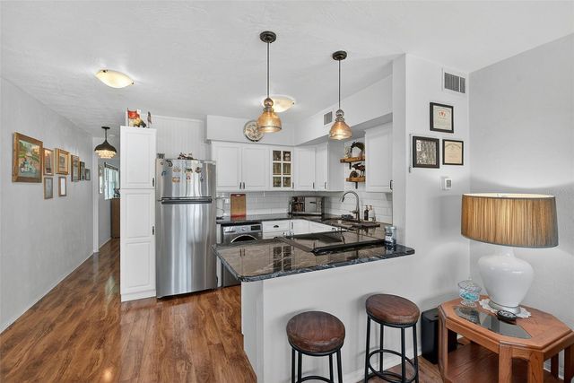 5664 40TH TERRACE N 433, Kenneth City, FL 33709