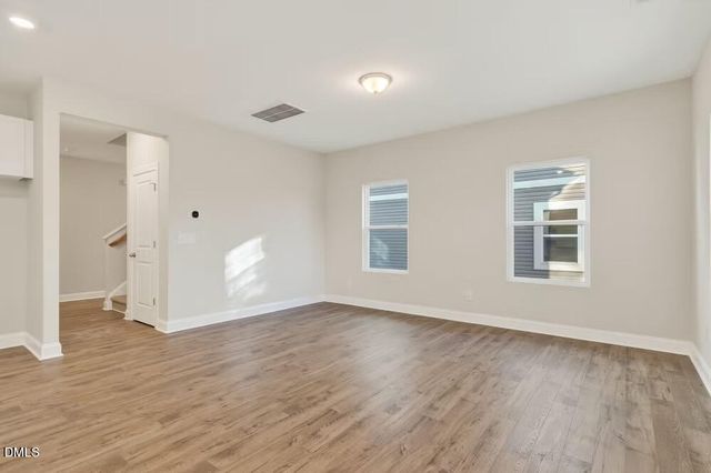 604 Barrington Row Avenue, Zebulon, NC 27597