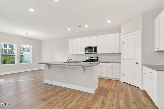 604 Barrington Row Avenue, Zebulon, NC 27597