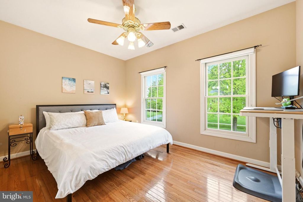 Image 35 of property listing at 509 FIRESTONE DR, Ashton, MD 20861