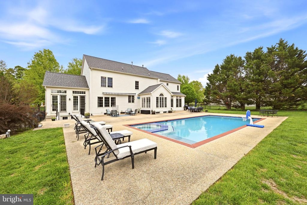 Image 49 of property listing at 509 FIRESTONE DR, Ashton, MD 20861