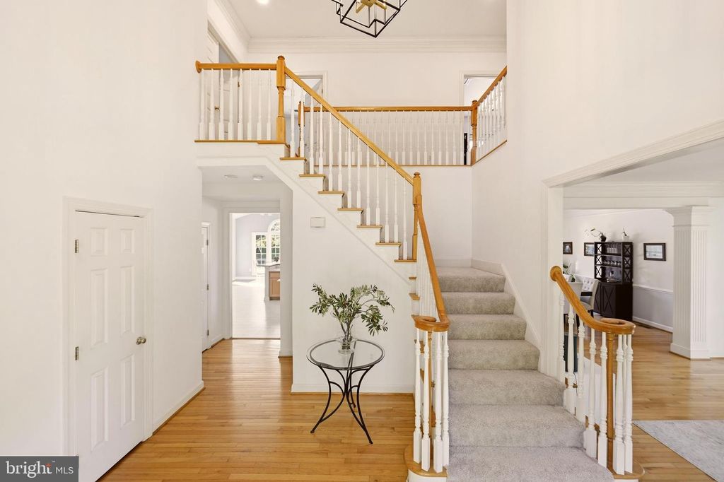 Image 6 of property listing at 509 FIRESTONE DR, Ashton, MD 20861
