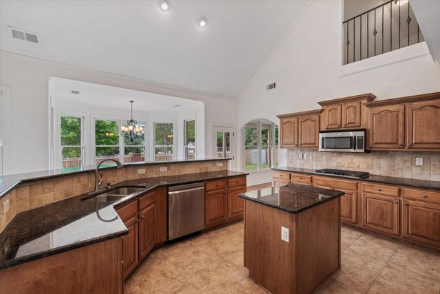 748 MAGNOLIA GARDEN CV, Collierville, TN 38017