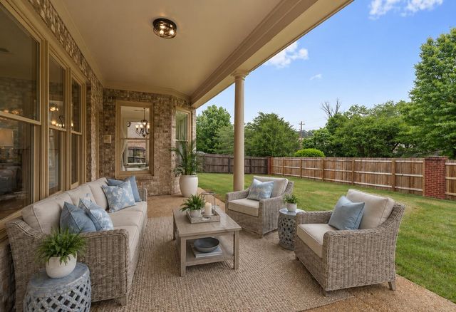 748 MAGNOLIA GARDEN CV, Collierville, TN 38017