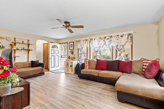 2734 S 45th STREET, Milwaukee, WI 53219