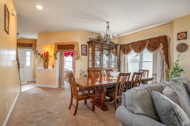 6524 International Drive, Bettendorf, IA 52722