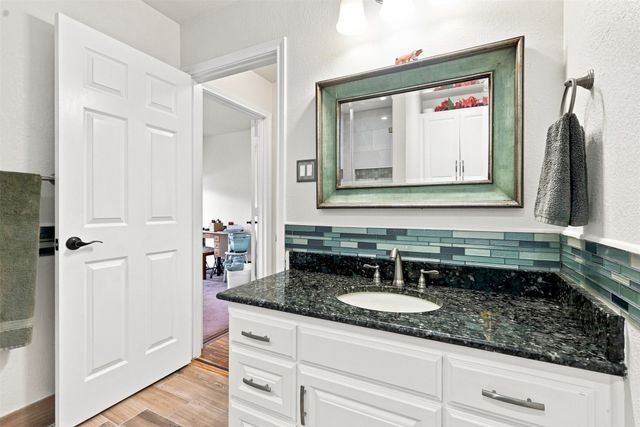 4044 Tortoise Lane, Fort Worth, TX 76135